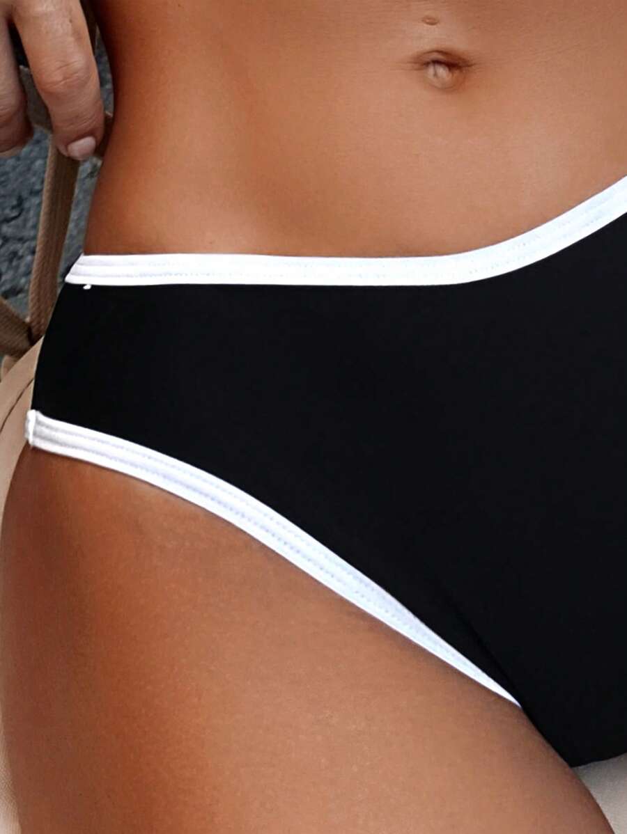 Helena | Linienstil Bikini