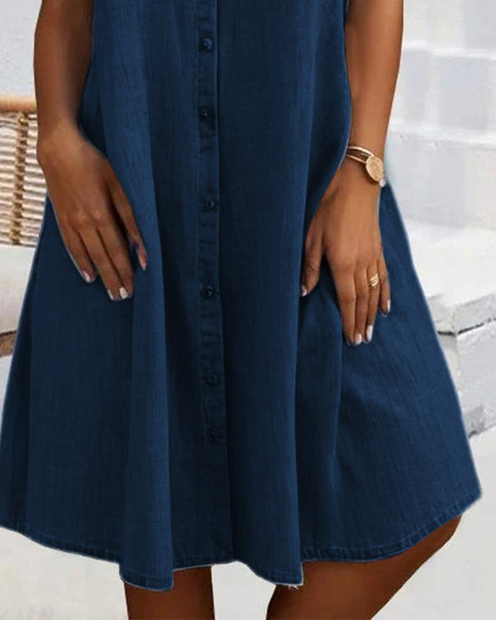 Sveta Kurzärmeliges Denim-Kleid mit Knopfleiste