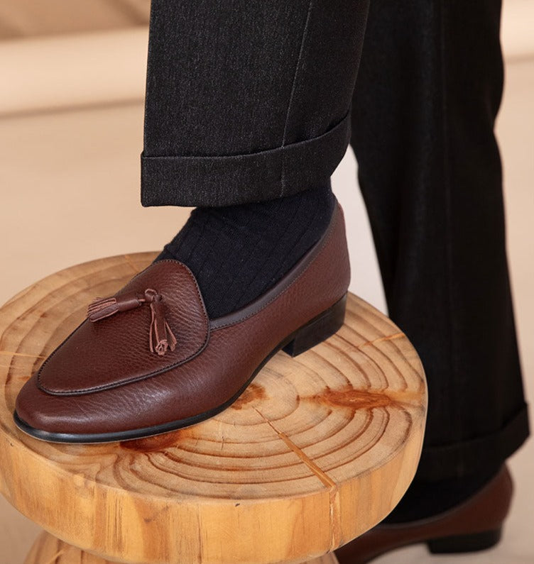 Belgische Loafers aus Leder mit Quaste und Kieselgur