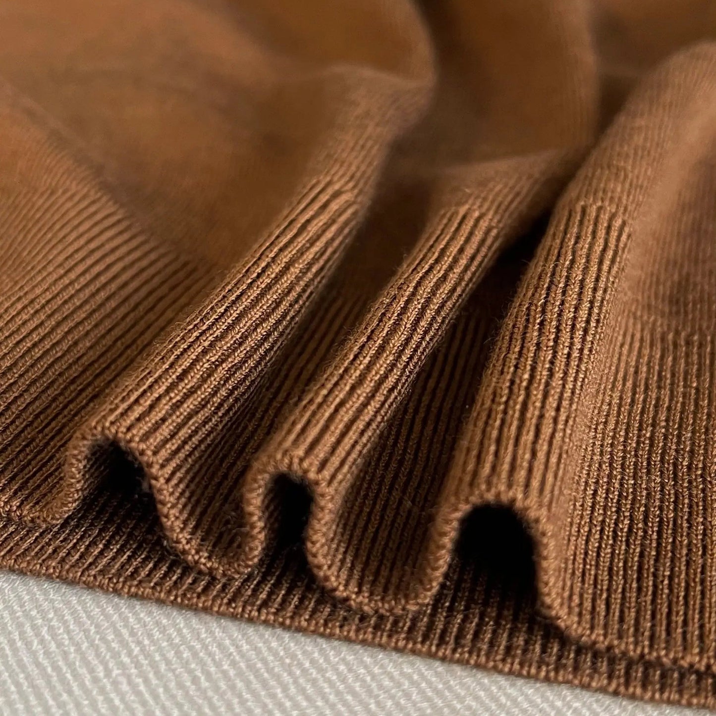 100% Wollstrick Turndown Pullover