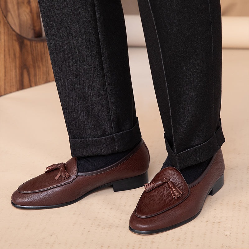 Belgische Loafers aus Leder mit Quaste und Kieselgur