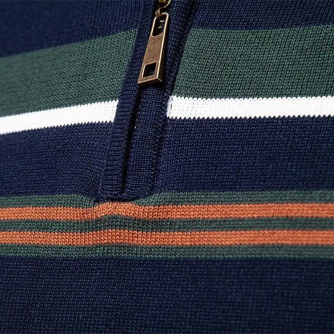 Gestrickter Pullover